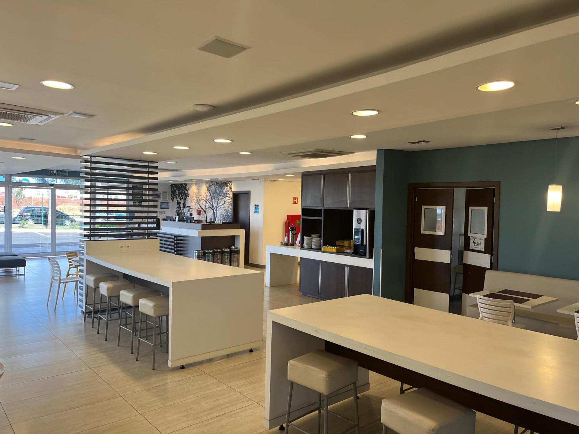 Hotel Golden Tower Aeroporto - Lizz - By Fenix Hoteis Uberlandia
